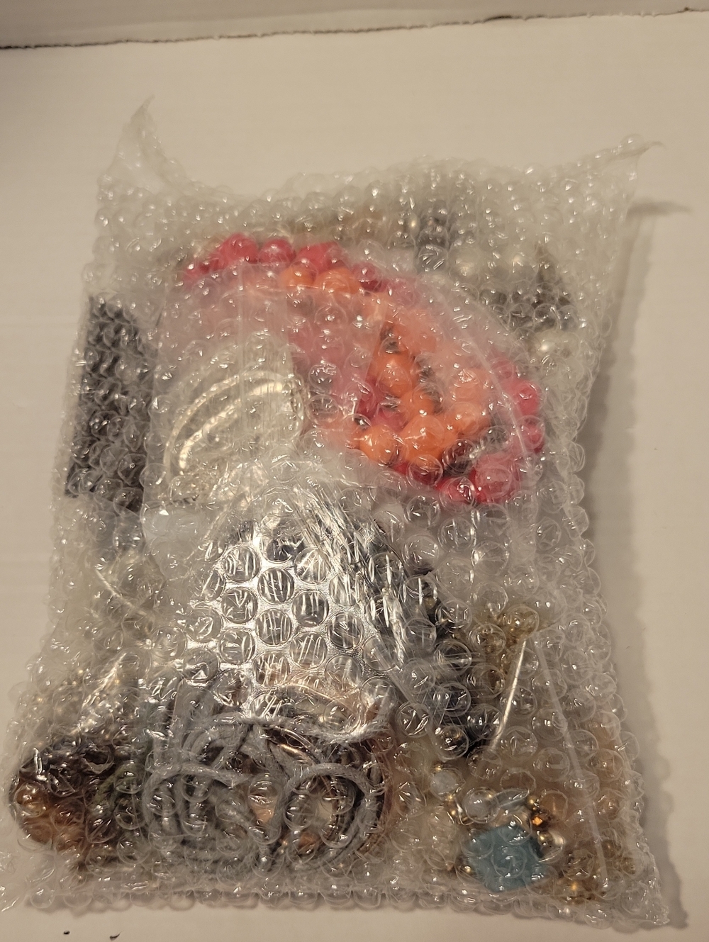 2-1/2 Pound Lot Of Mystery Jewelry - Necklaces And Earring Pairs